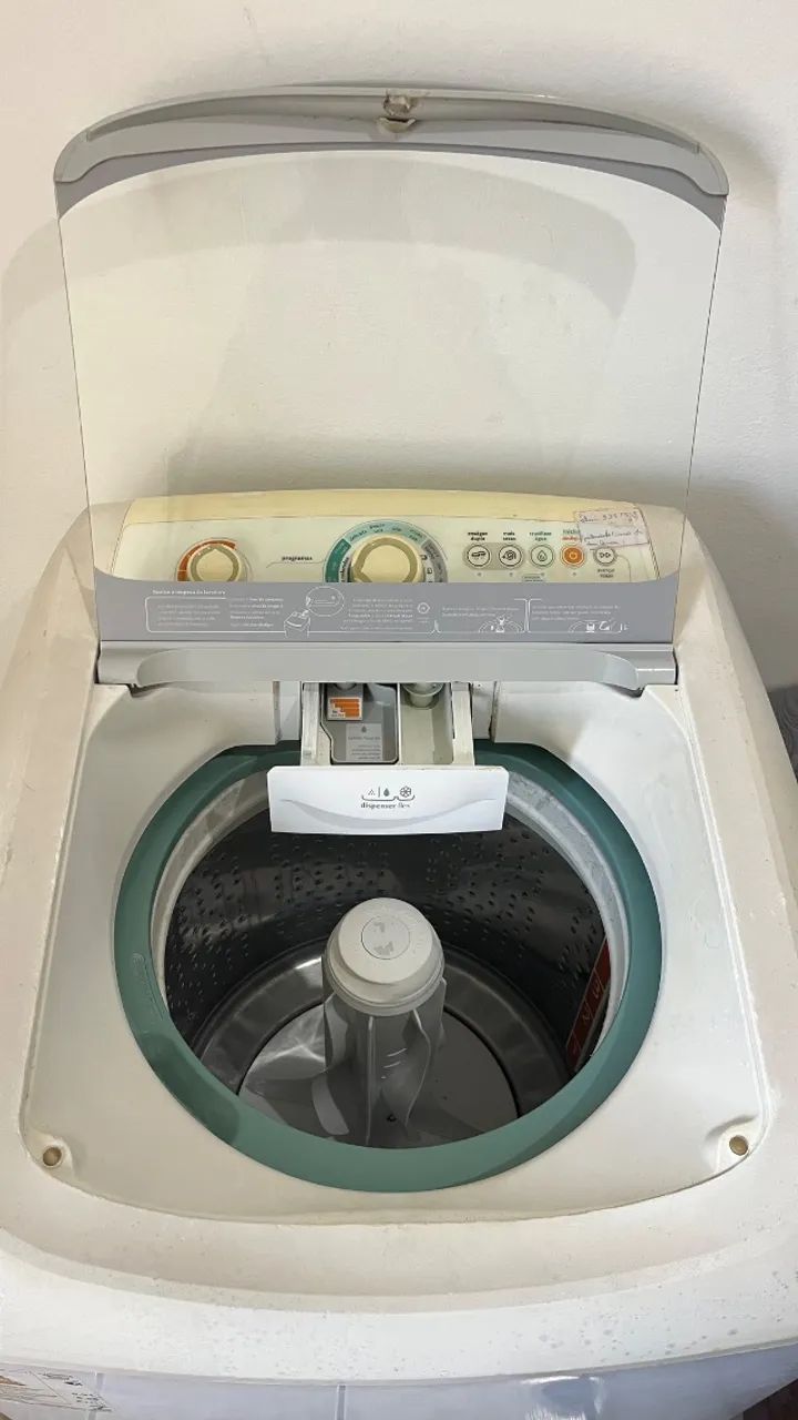 Máquina de lavar Cônsul Facilite