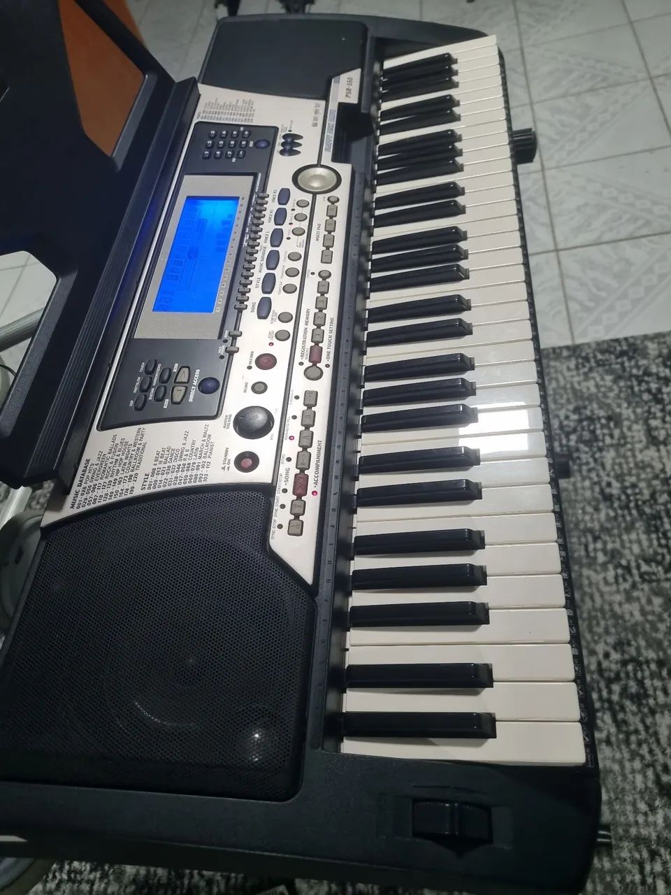 Teclado Yamaha PSR-550 IMPECÁVEL! - Foto 4