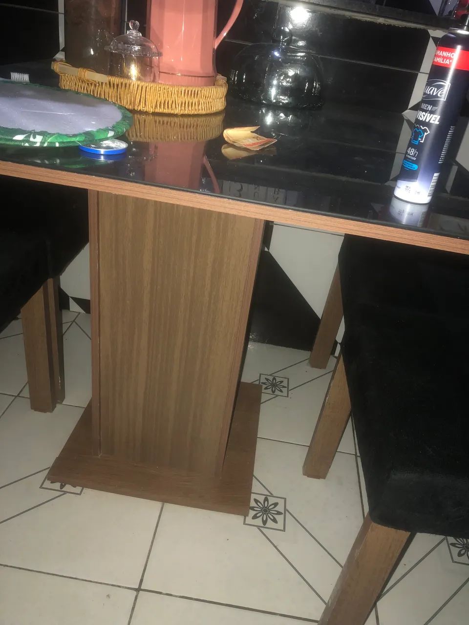 Mesa com 4 cadeiras  - Foto 3