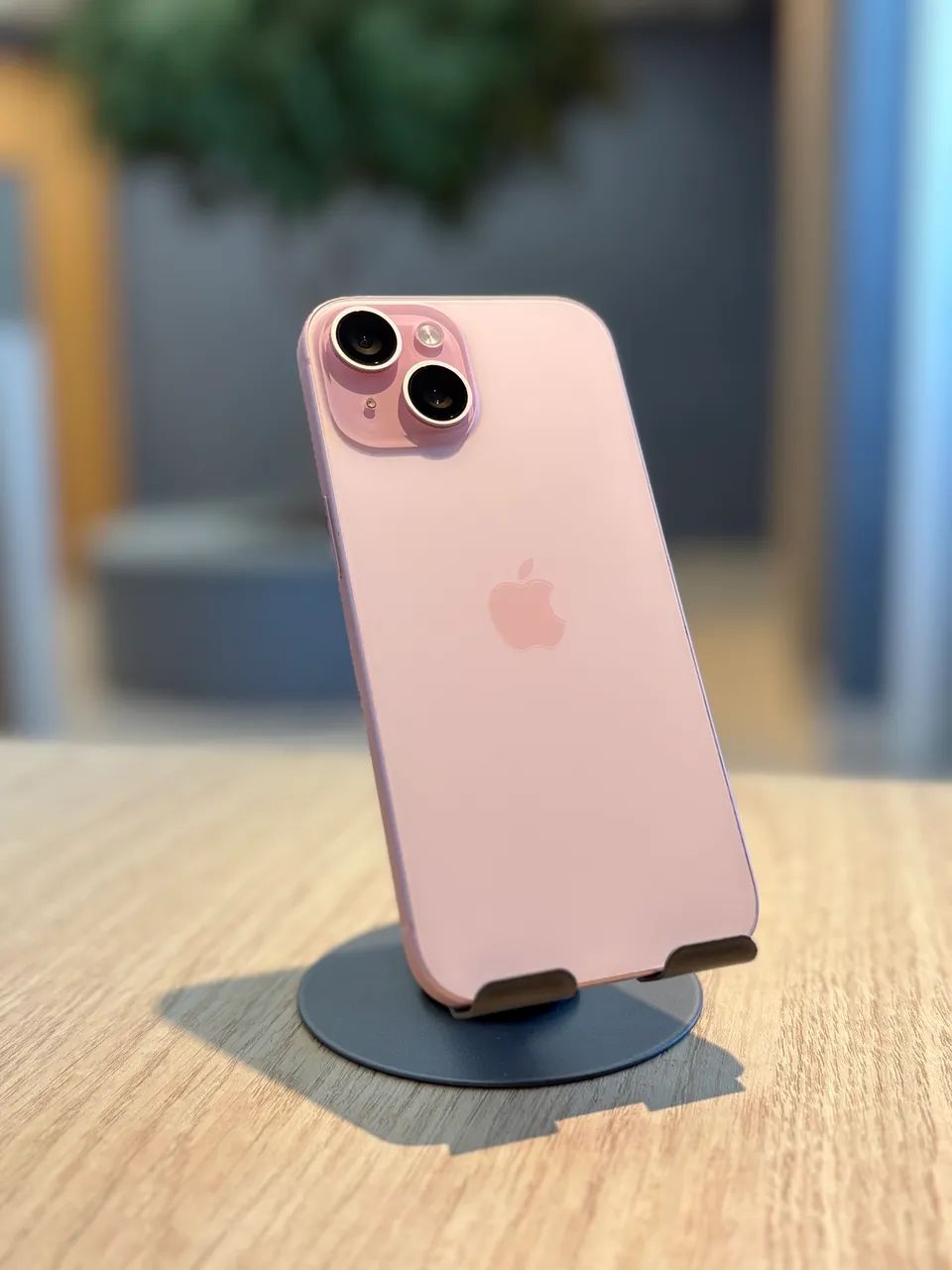 iPhone 15 128GB Rosa - Seminovo