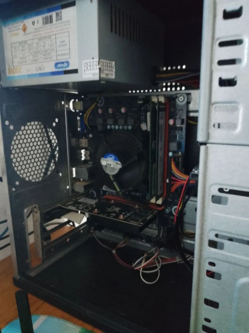 Pc para jogos e navegação na internet  - Foto 2