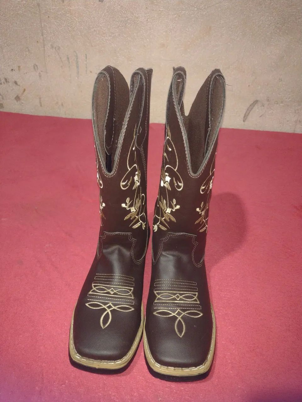 Bota Country Feminina Bordada Nº 37 - Semi Nova - Foto 2