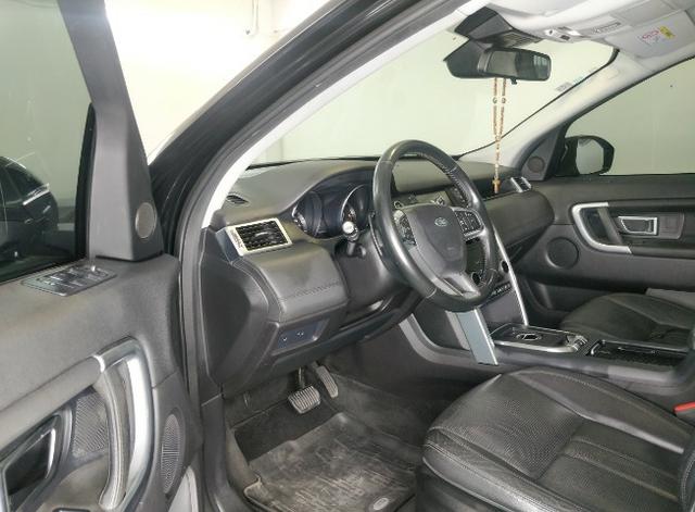 Land Rover Discovery HSE 2016 7 lugares a diesel. Teto de vidro. - Foto 12