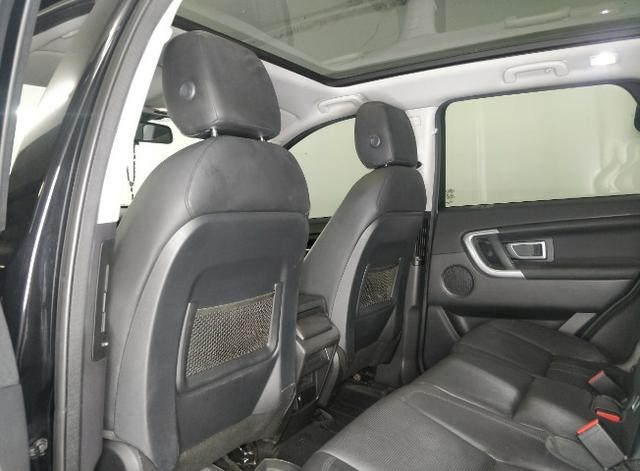 Land Rover Discovery HSE 2016 7 lugares a diesel. Teto de vidro. - Foto 11