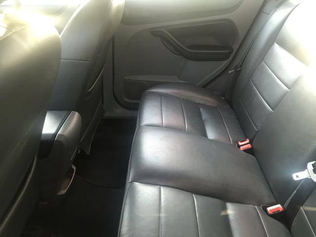 Focus Sedan 1.6 Mec Raridade! 2013 - Foto 6