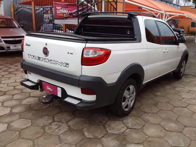 FIAT STRADA TREKKING 1.6 CD FLEX - Foto 4