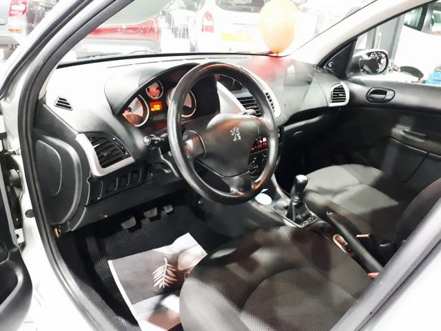 Peugeot 207 Hatch Active 1.4 (Ótimo pra Uber) - Foto 11