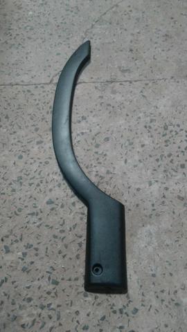 Moldura Roda Traseira Esquerda Master 2.5 Renault Cód.: *2