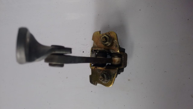 Limitador porta esquerda Clio - Foto 2