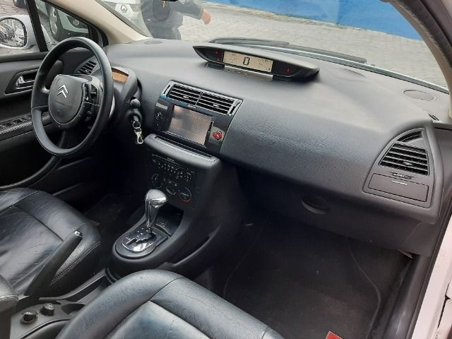 Citroen C4 Hatch - Foto 10