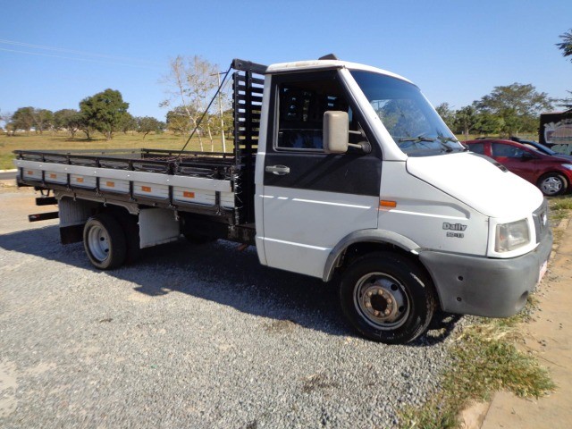 VENDO CAMINHAO IVECO DAILY 5013 CC1 2006
