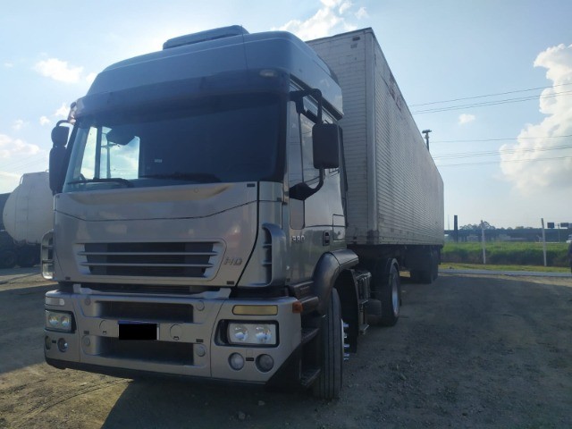 CONJUNTO IVECO STRALLIS HD 380 ANO 2007 + BAÚ 28 PALLETES ÓTIMO!