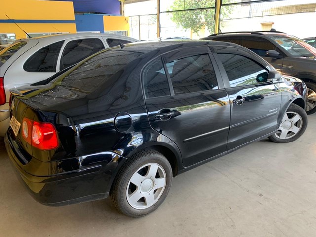 POLO SEDÃ 1.6