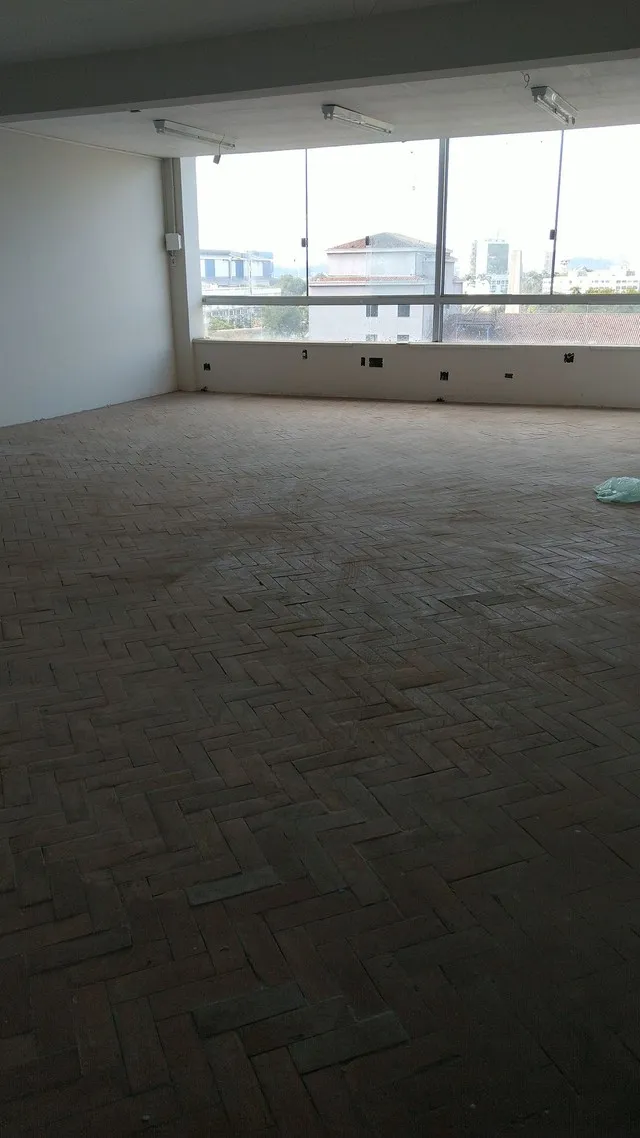 Alugo Salas Comerciais na Vila - VR