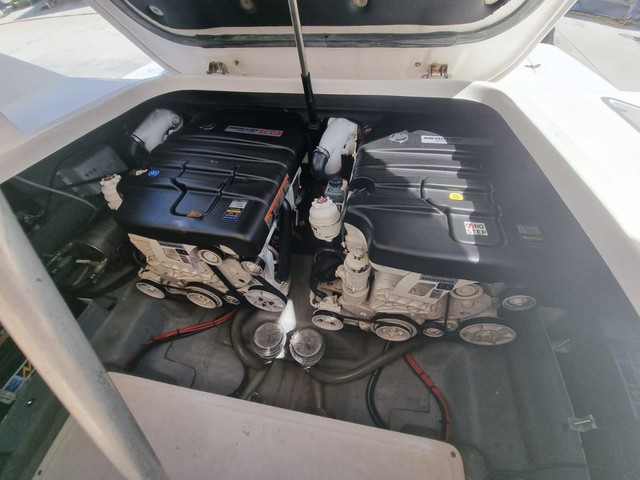 Phantom 303 Ano 2015 x2 Mercruiser QSD 150 HP ñ Focker Triton Armada Cimitarra Real  - Foto 5