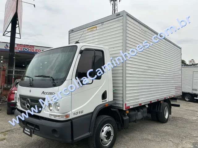 Mercedes Benz Accelo 1016