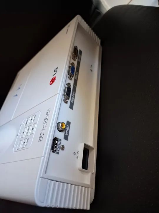 Projetor LG  com entrada HDMI! - Foto 2