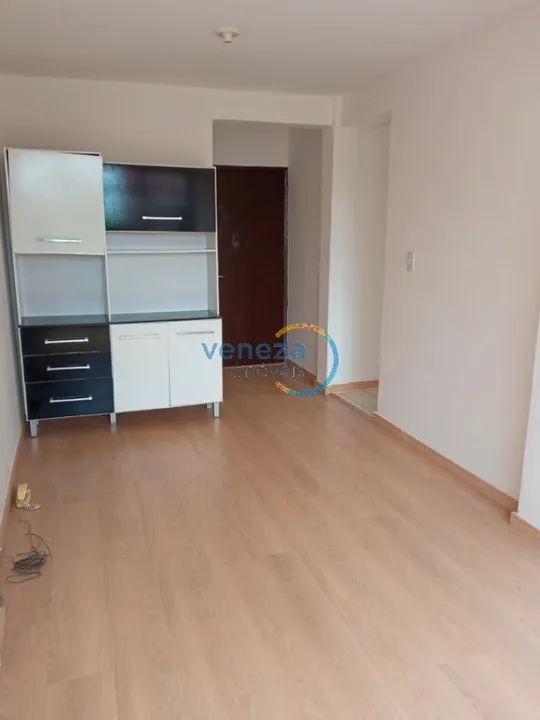 Apartamento com 3 quartos para alugar por R$ 800.00, 60.00 m2 - CONJUNTO CAFE - LONDRINA/P - Foto 14
