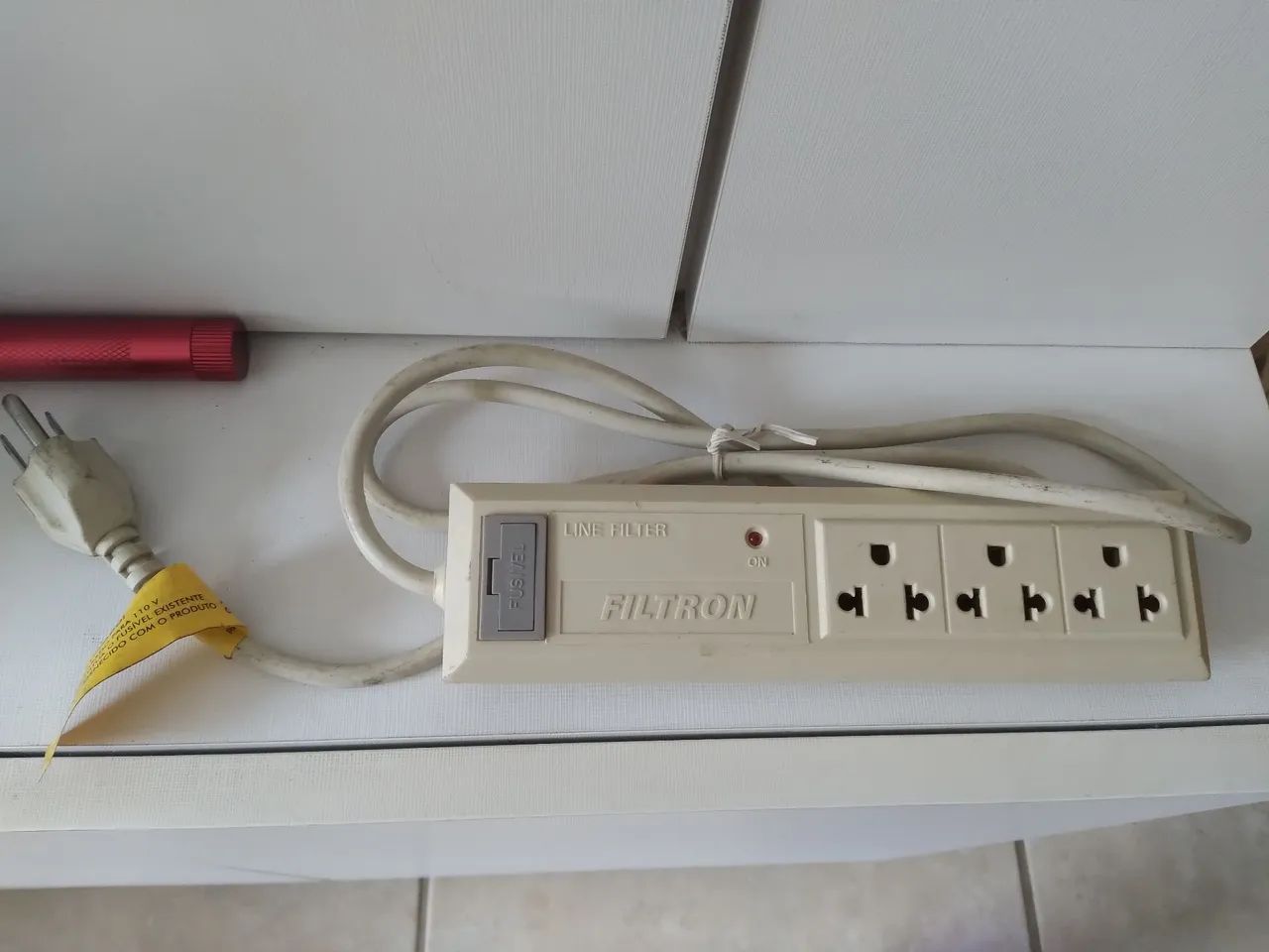 Extensor de tomada com filtro de linha 3 tomadas
