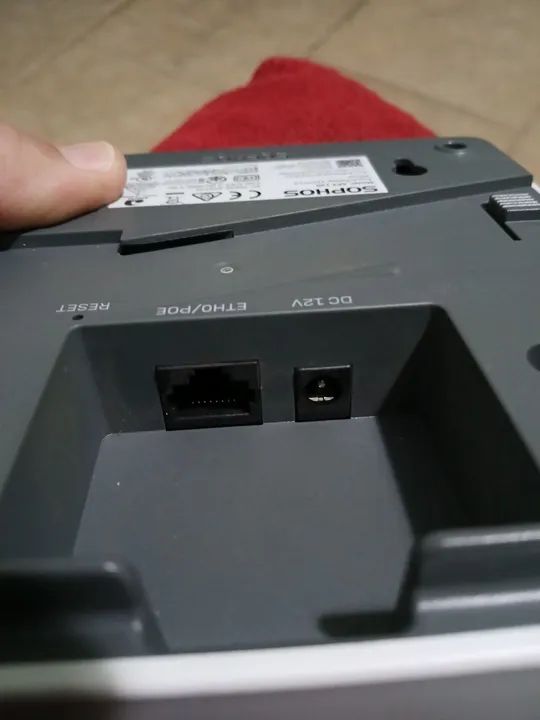 Sophos Apx 120 Router64617710292995123