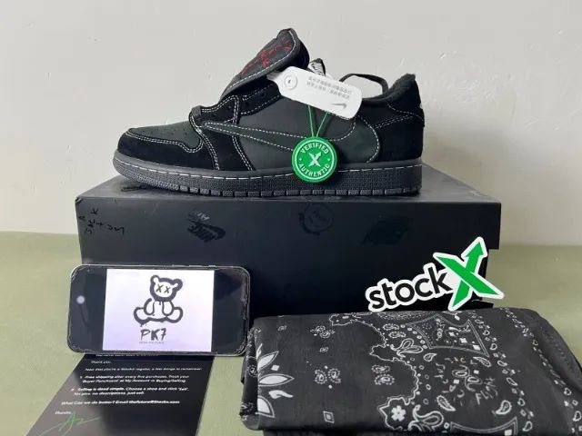 Jordan Low x Travis Scott Black Phantom
