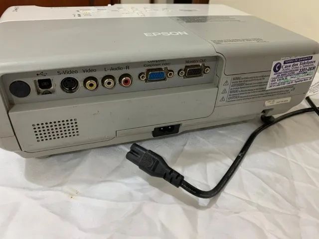 Vendo Projetor de Imagens Epson Power Lite S5 - Excelente Com lâmpada nova - Foto 3