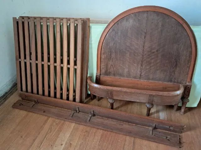 Cama de solteiro de madeira (antiguidade) - Foto 3