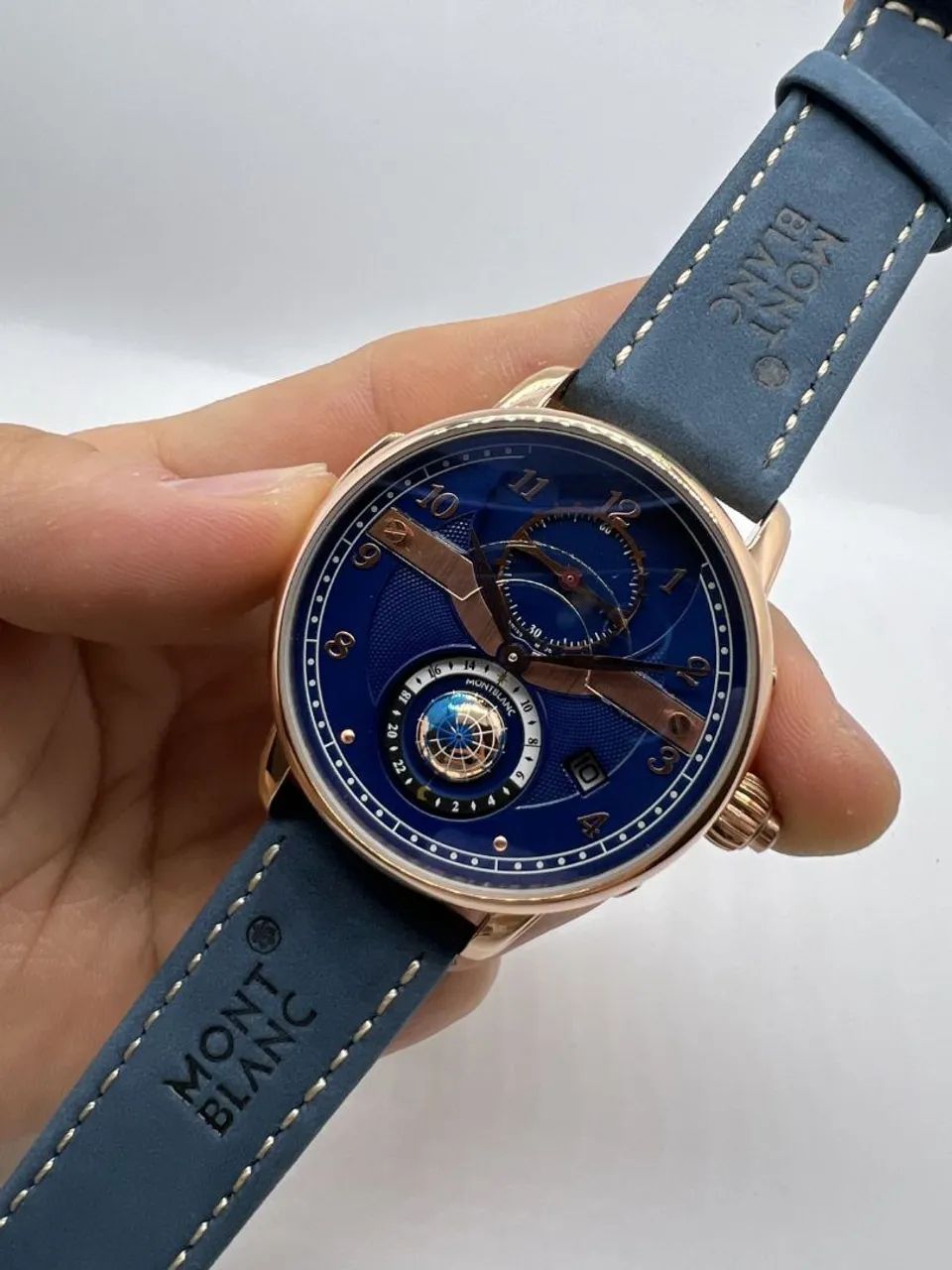 Relógio Estilo MontBlanc World  em Aço Inoxidável e Couro - Foto 5