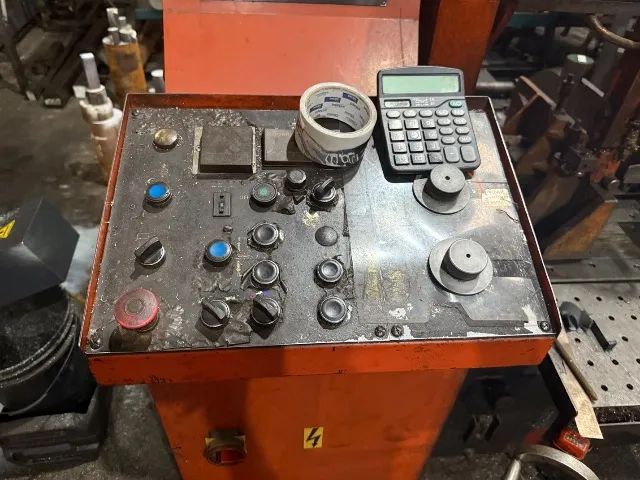 Maquina de Serra Fita dupla Coluna 320H - Foto 2