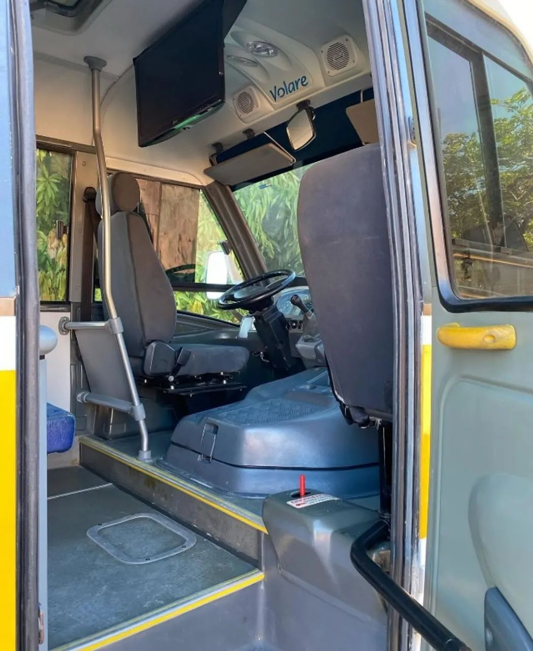 Micro ônibus Escolar Volare V6 25L Ano 2013 - Foto 10