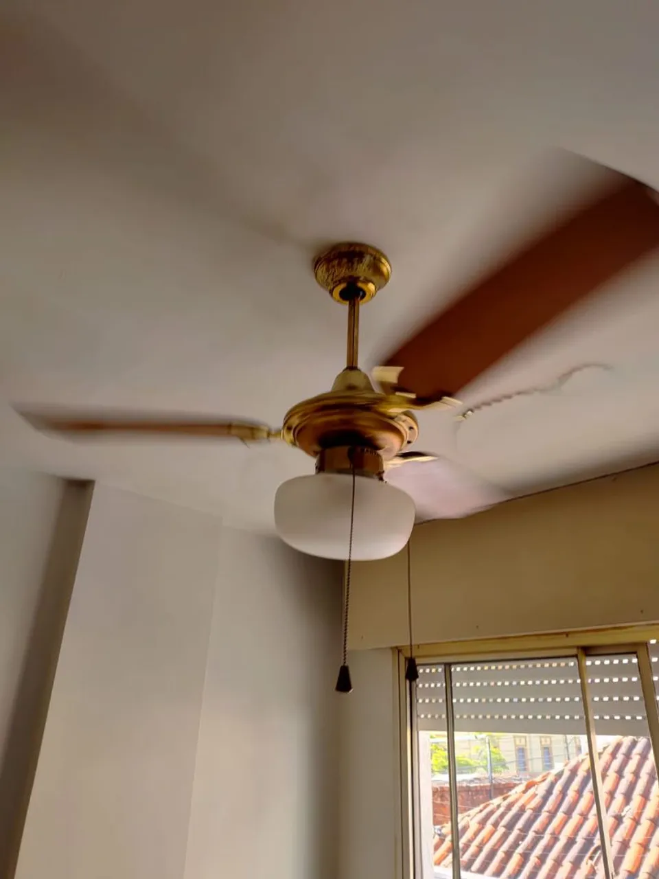 Ventilador de Teto Dourado
