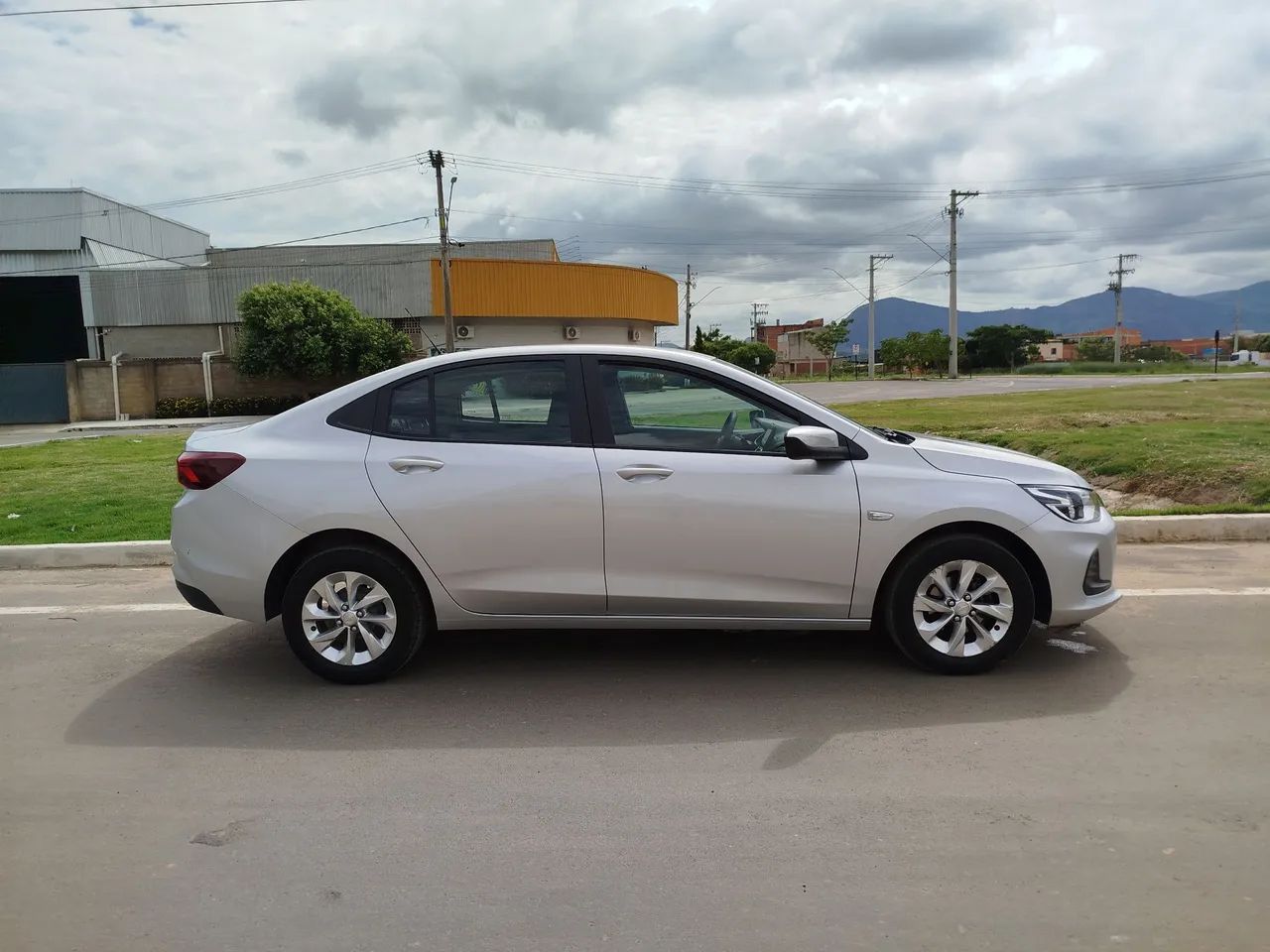 Chevrolet Onix LT 20/21 manual  - Foto 2