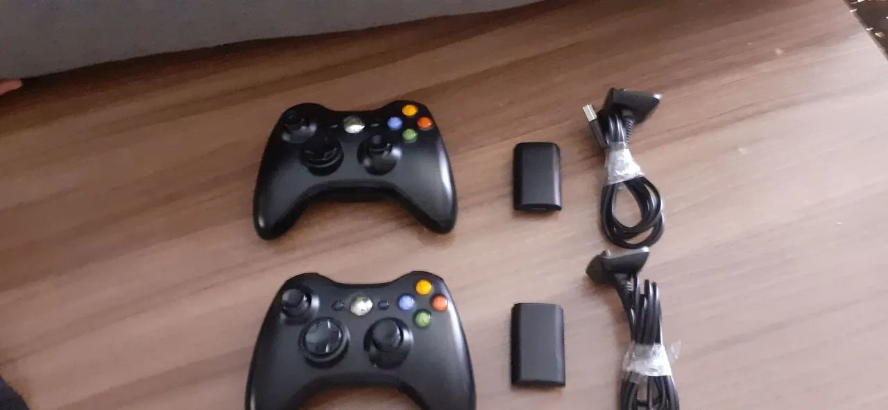Xbox 360 + volante, jogos e acessórios ou aceitamos troca por xbox one - Foto 3