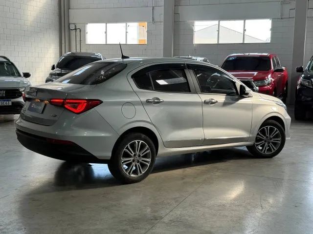 Fiat Cronos Precision 1.8 16V Flex Aut. 2021 - Foto 3