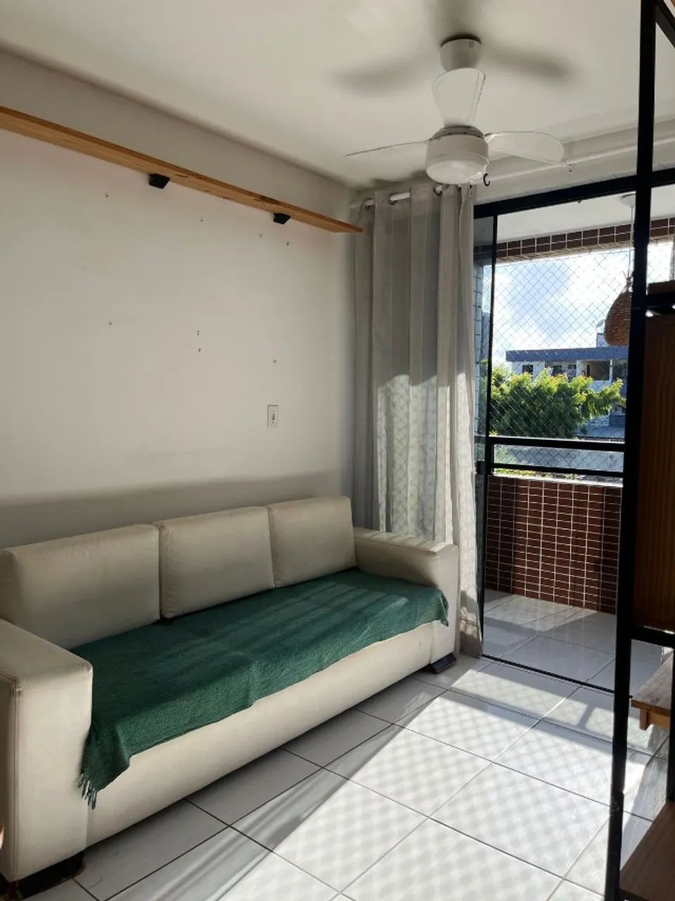 Apartamento com 2 quartos, sendo 1 suíte para alugar no Bessa - Foto 2