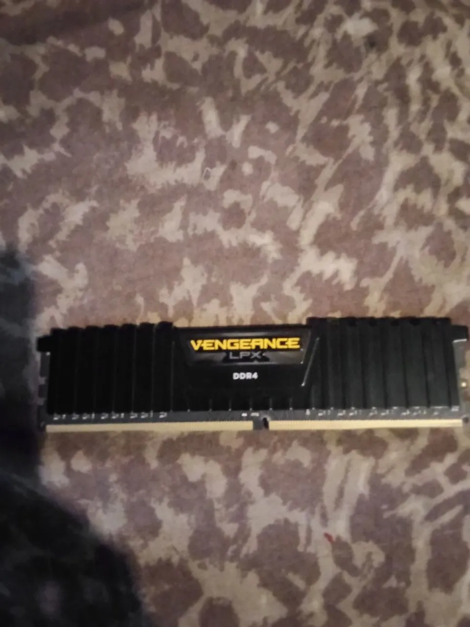 Memória RAM Corsair Vengeance LPX DDR4