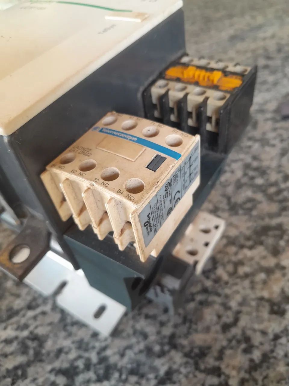 contator Schneider  - Foto 3