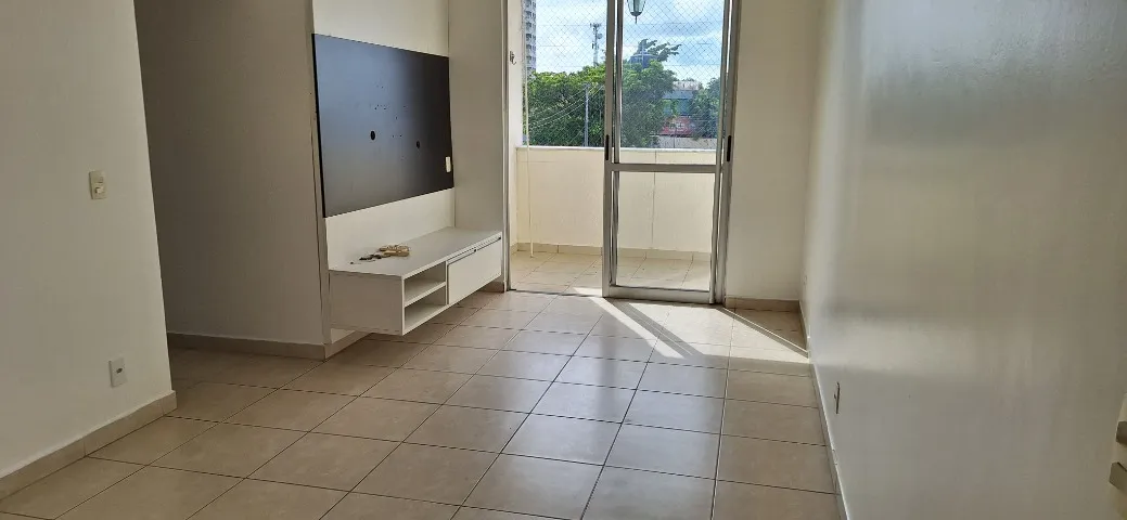 Ponta Negra, Res. WEEKEND CLUB, Apt. 3 Qts, Semi- mobiliado.