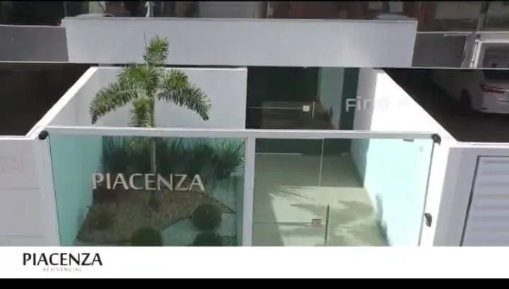 Cobertura à Venda no Flamboyant Nascente, Fino Acabamento e Pronta para Área Gourmet, Cam