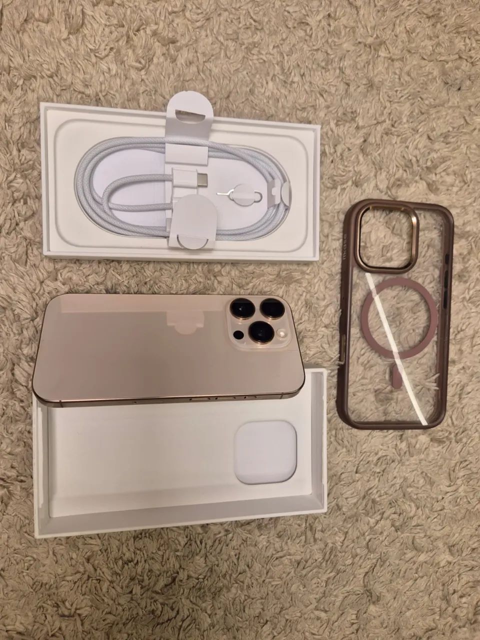 iPhone 16 Pro 1TB Desert Titanium Impecável Bateria 98% Caixa +