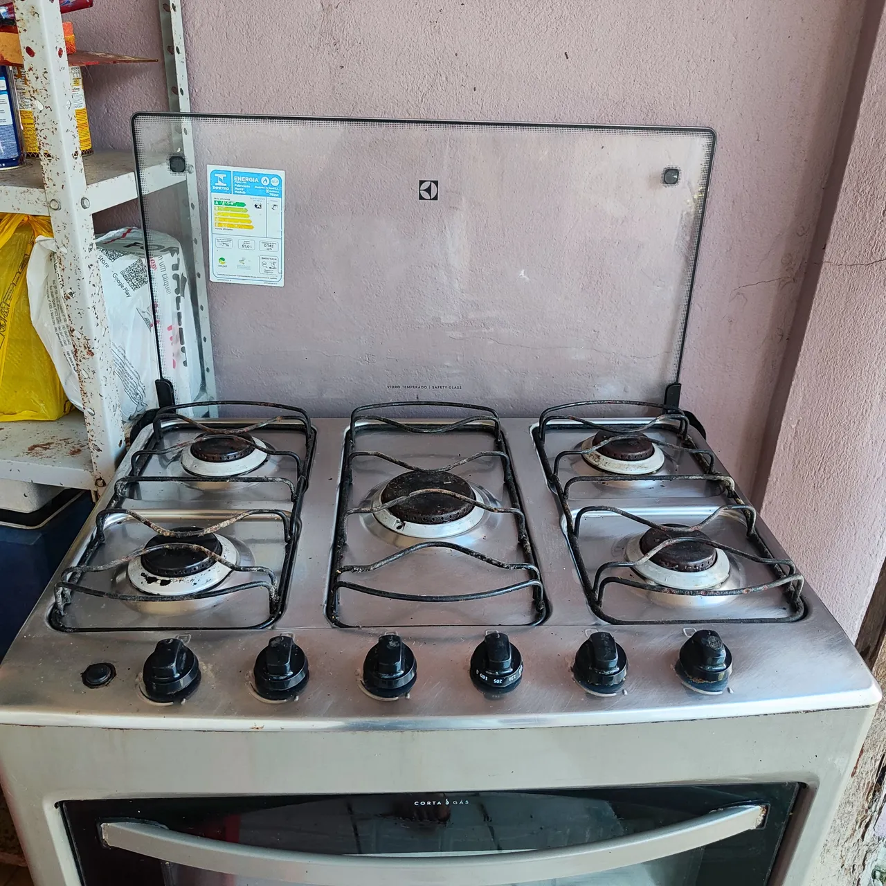 Fogão Electrolux 5 bocas com tampa de vidro