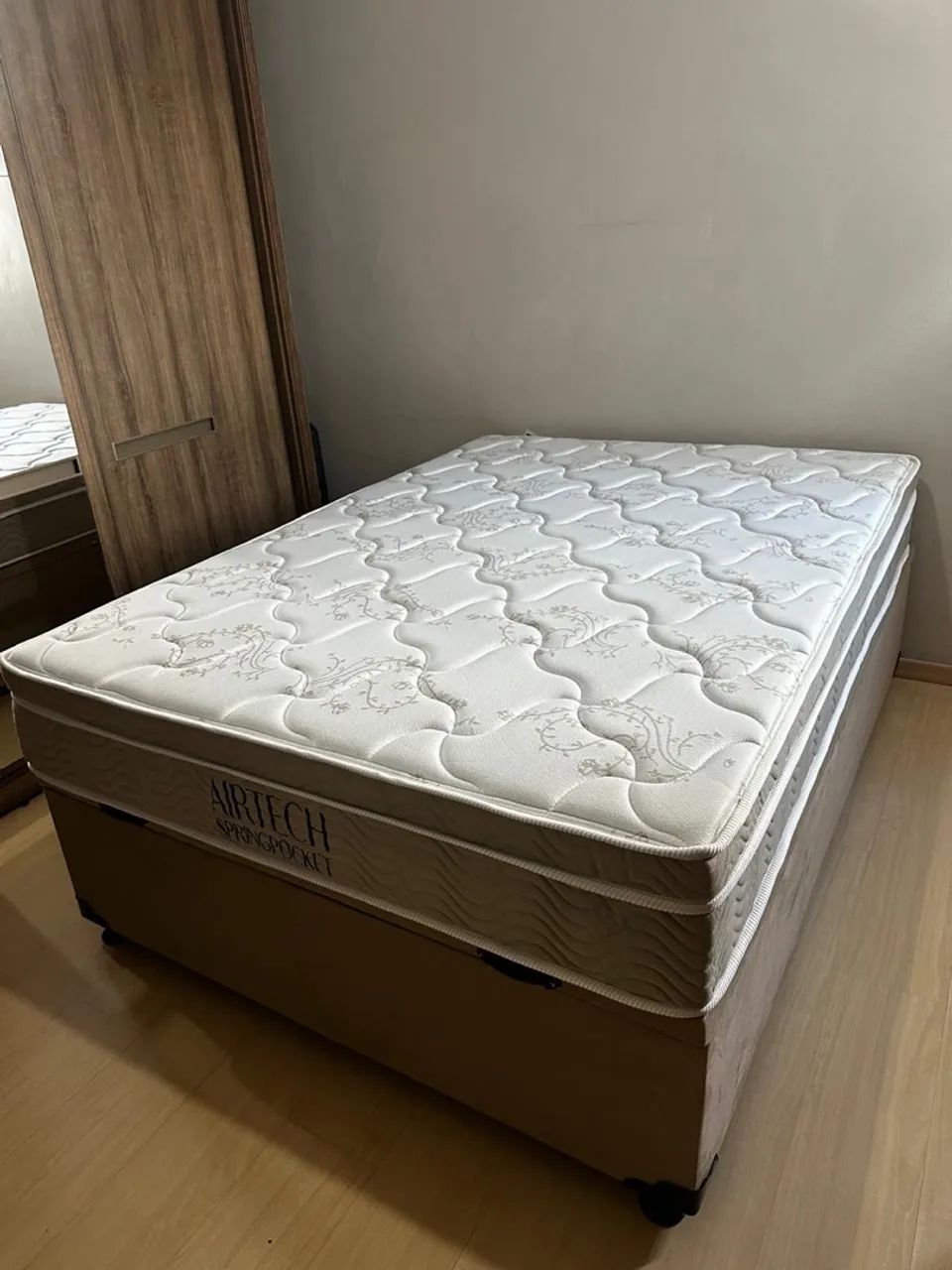 CONJUNTO BOX BAÚ CASAL + COLCHÃO ORTOBOM AIRTECH - NOVO - Foto 2