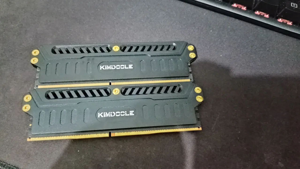 32GB DDR4 3600Mhz Samsung B-die - Juhor