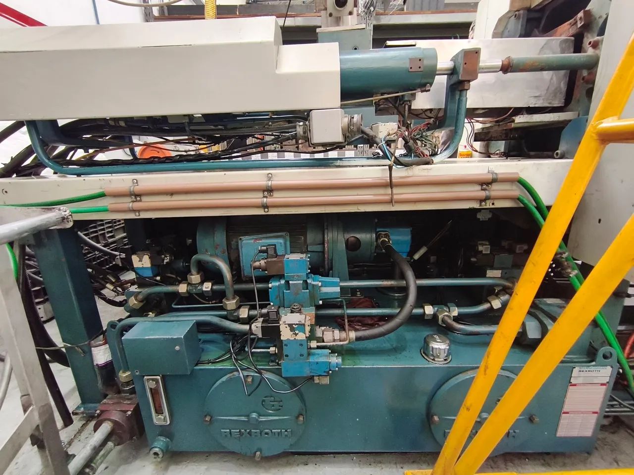 Máquina Injetora Romi Prima X 65R - Industrial - Foto 2