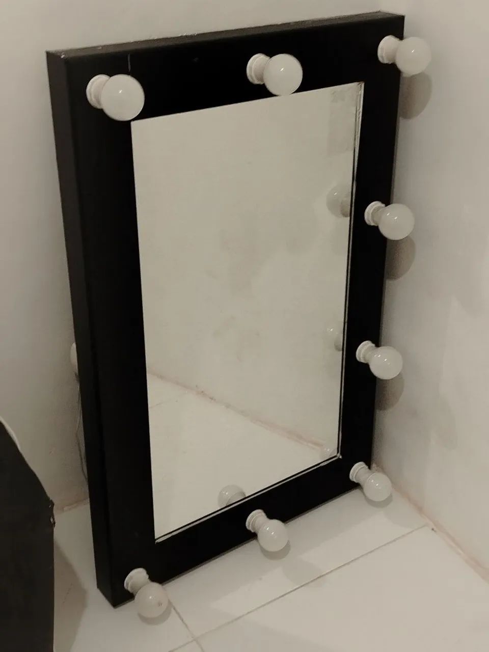 Espelho  com Luzes LED - Foto 2