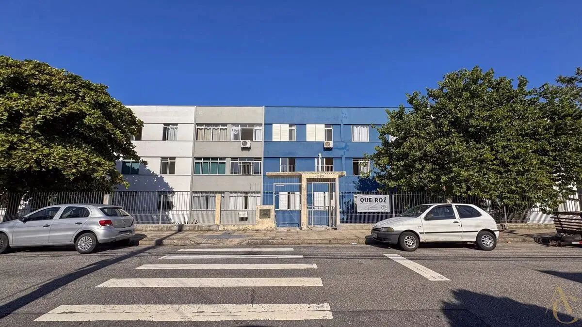 Apartamento para alugar - 2 quartos - Coqueiros - Florianópolis/SC.