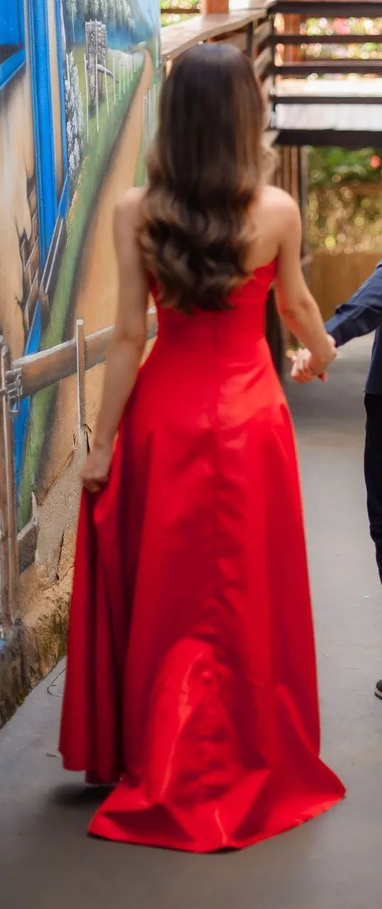 VESTIDO LONGO VERMELHO - TAMANHO PP - Foto 3