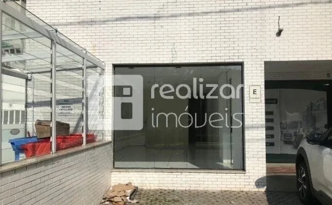 Ponto comercial no bairro Kobrasol, em São José