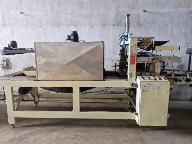 Máquina empacotadora semi automatica Taimak