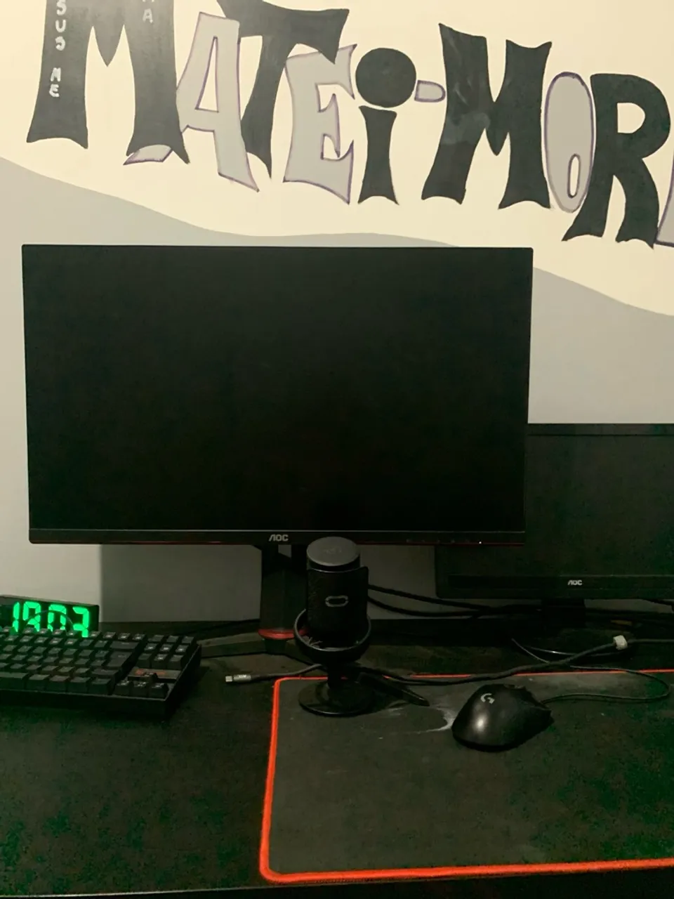 Monitor, Teclado, Mouse, Microfone e Mousepad